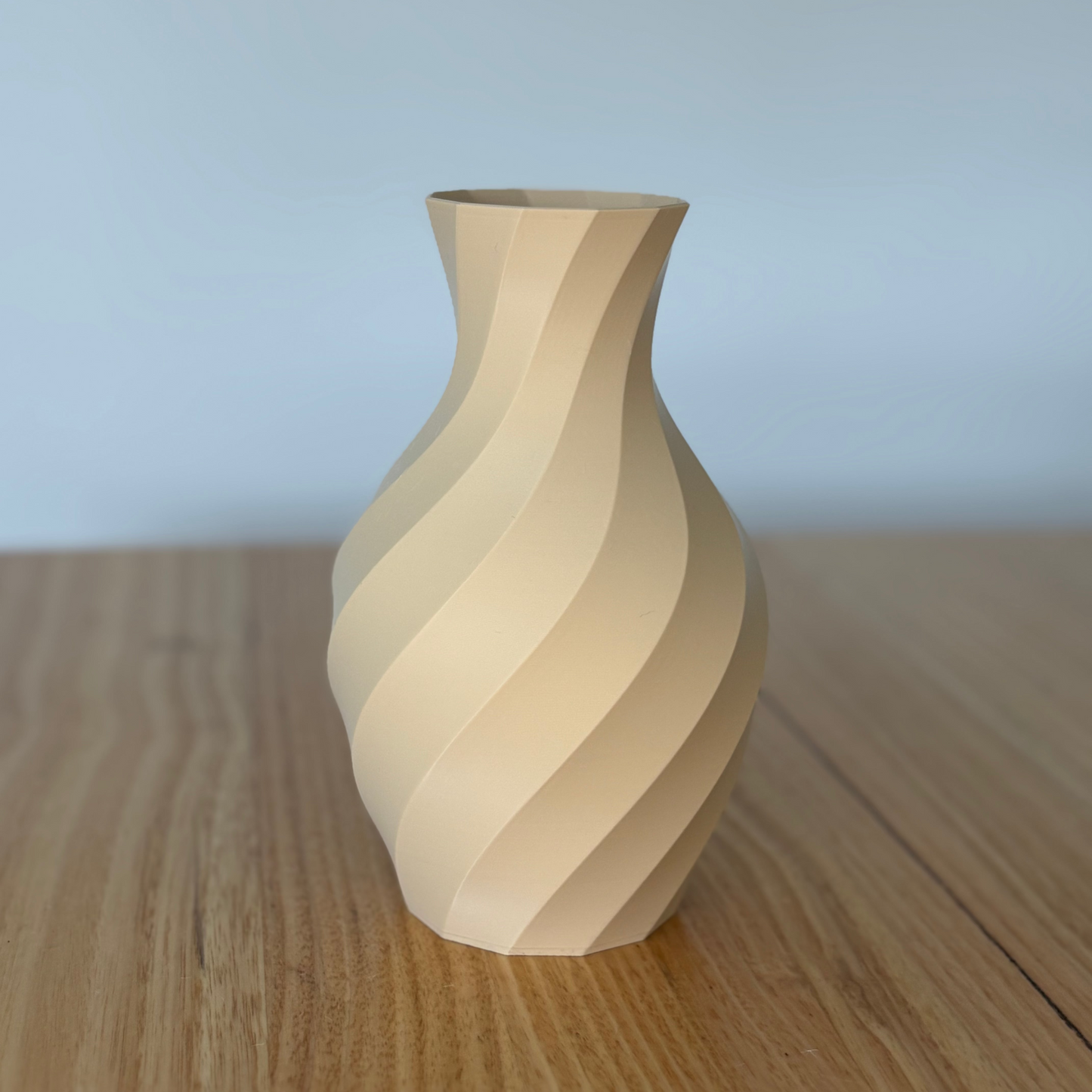 Wave Vase - 3D Printed Modern Sculptural Vase